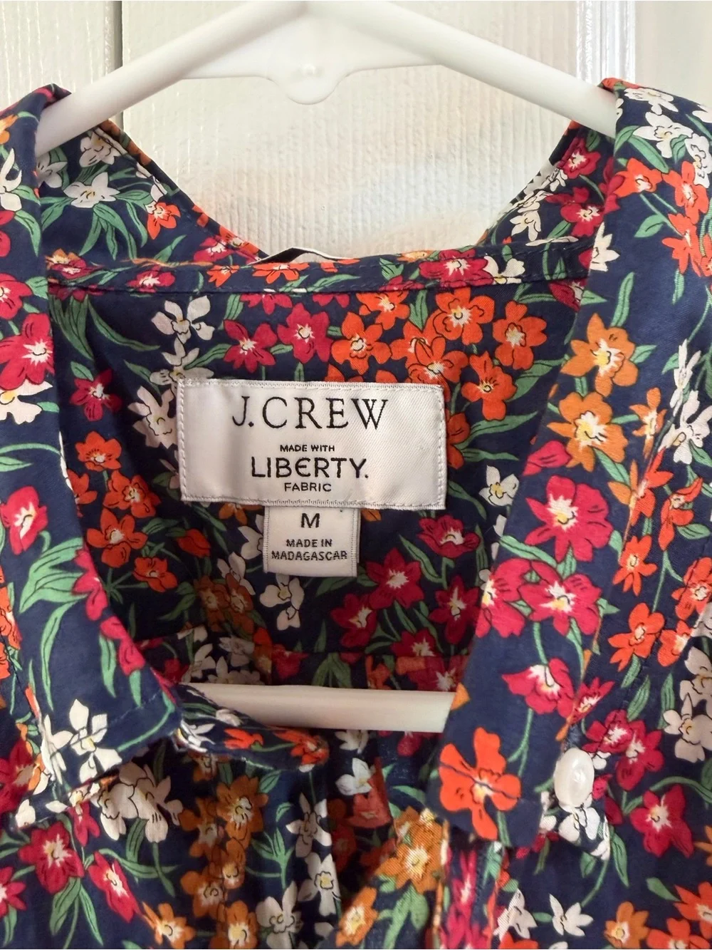 J. Crew Made with Liberty Fabric Navy Floral Short Sleeve Button Up Shirt Size M